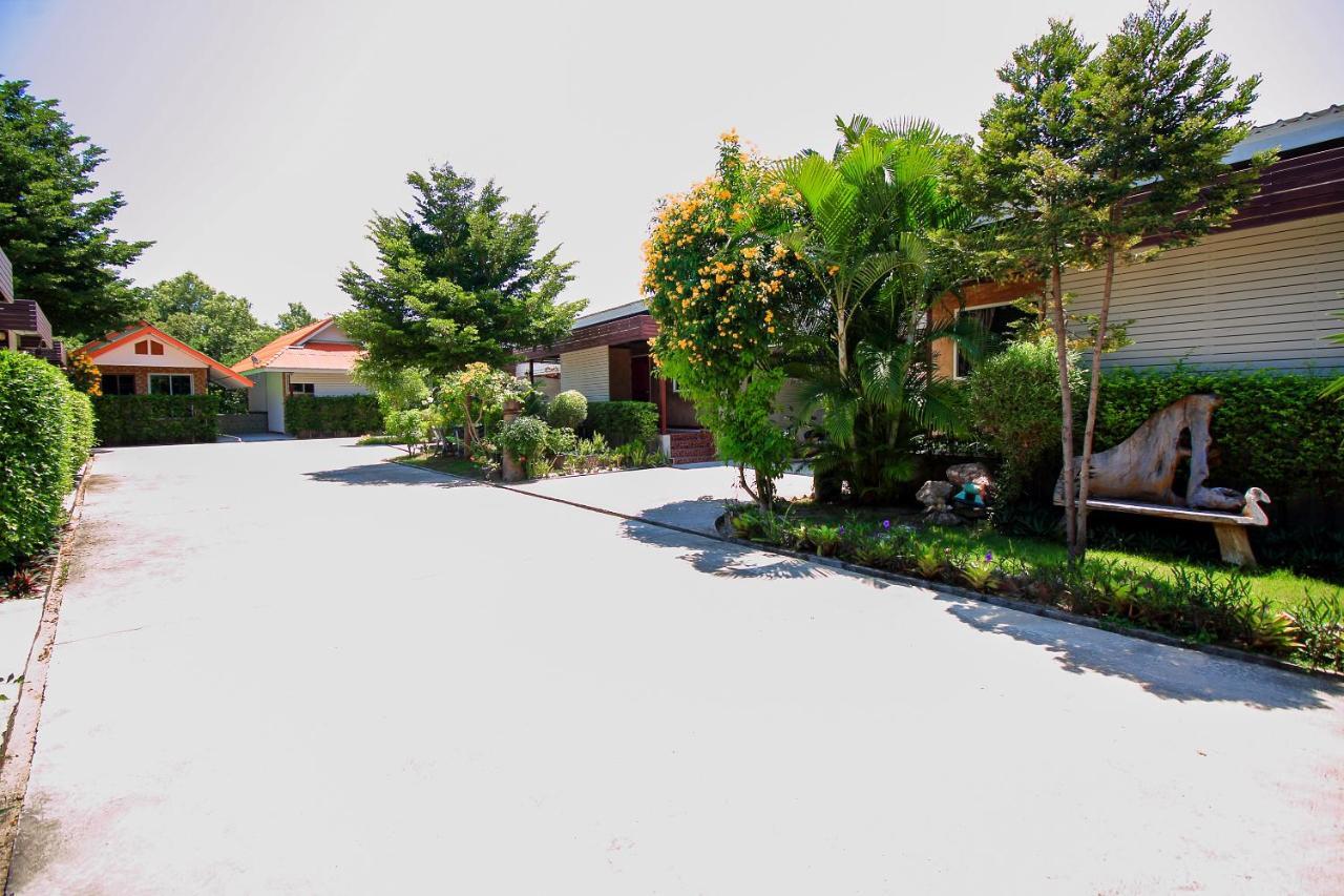 Oyo 354 Ton Hom Resort & Villa HHQ Exteriér fotografie